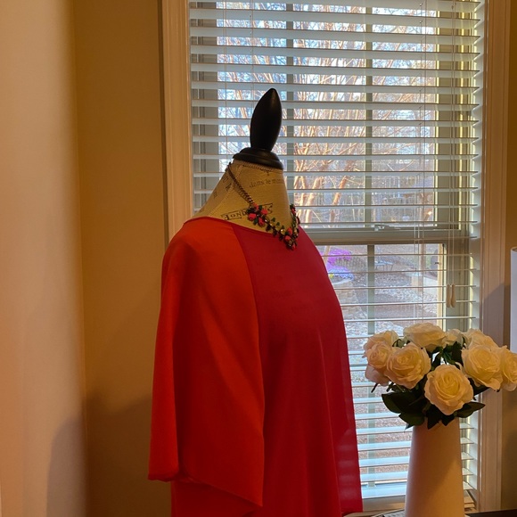 Beautiful top! Color block, nice and bright  hot pink and orange - Picture 3 of 5